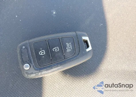 2020 Hyundai Venue Se z USA, uszkodzony, nr VIN KMHRB8A32LU039478